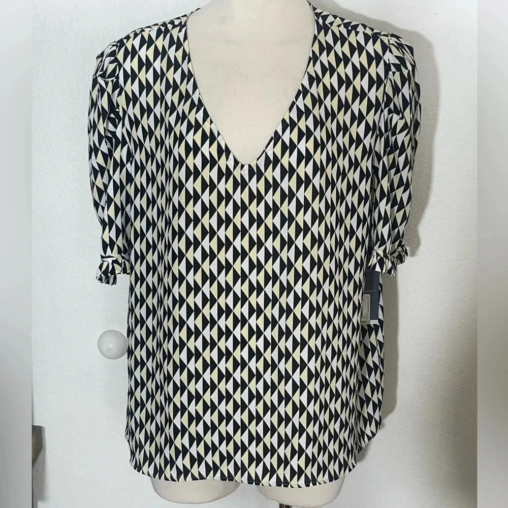 Worthington women’s size xl short sleeve geometric black white print career top